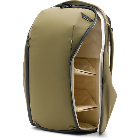 Everyday Backpack Zip (Kelp Green, 20L) Image 1