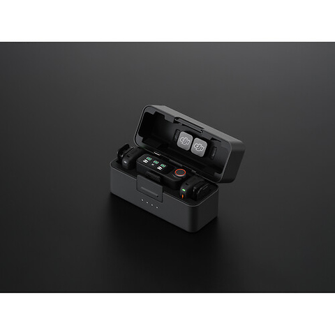 Mic 3 2-Person Compact Wireless Microphone System/Recorder for Camera & Smartphone Image 10