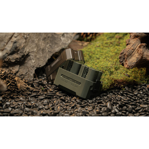 Portable Charging Station for NP-W235 Batteries Image 4