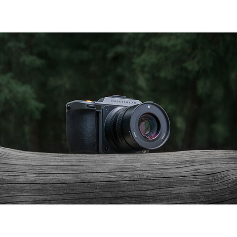 X2D II 100C Medium Format Mirrorless Camera Image 10