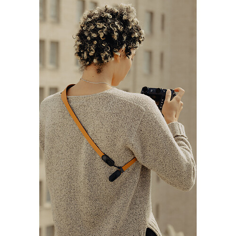 Form Leather Camera Strap (Amber, 40.8 in.) Image 3