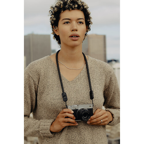 Form Rope Camera Strap (Black, 30.9 in.) Image 1