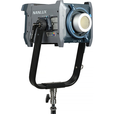 Evoke 600C RGB LED Spot Light (Trolley Case Kit) Image 3