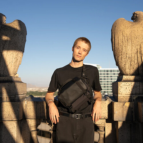 ROGUE V2 Sling Bag (Black, 6L) Image 4