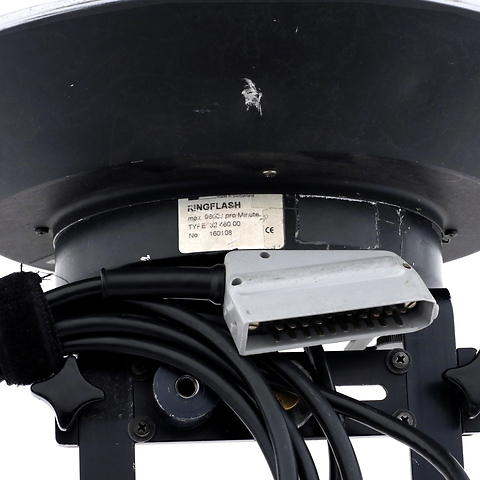 Type 32.460.00 Ringflash (9600J) with 15.5 Beauty Dish - Pre-Owned Image 1