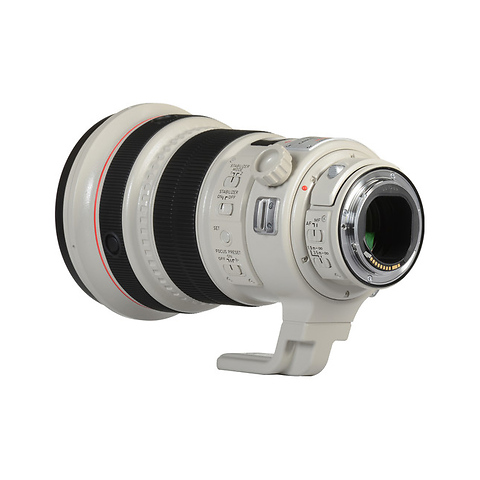 EF 200mm f/2L IS USM Lens - Pre-Owned Image 1