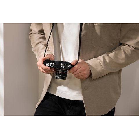 Summilux-M 50mm f/1.4 ASPH. Lens (Leica M, Glossy Black, Reissue) Image 4