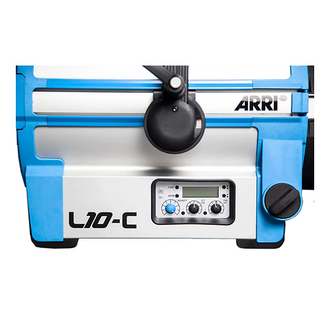 L10-C Color LED Fresnel Stand Mount w/23 Cable & Barn Doors (Blue/Silver) - Pre-Owned Image 2