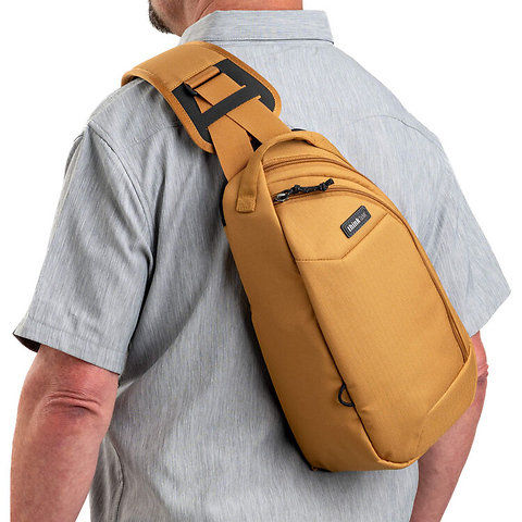 TurnStyle Sling (Golden Hour, 8L) Image 4