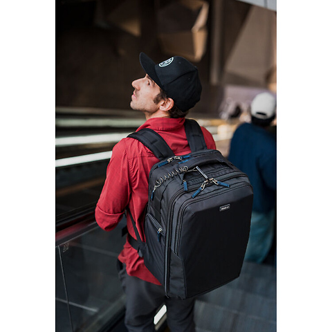 Airport Commuter 31L Backpack (Black) Image 8
