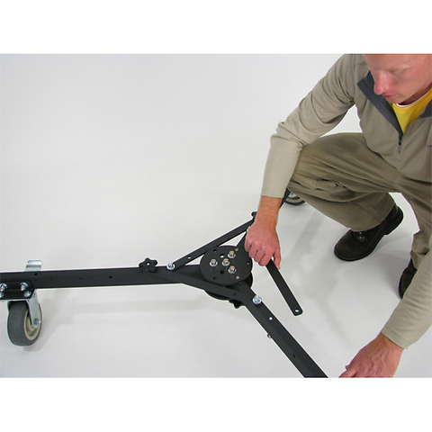 EZ FX Heavy-Duty Pedestal for EZ Crane or EZ Jib with Extension Kit - Pre-Owned Image 1