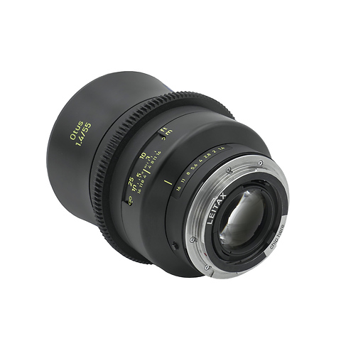 Otus 55mm f/1.4 ZF.2 Lens Duclos to Canon EF Mount - Pre-Owned Image 2