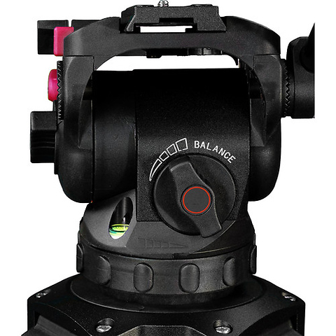 Focus 8 Fluid Head with Red Lock Tripod System Image 6