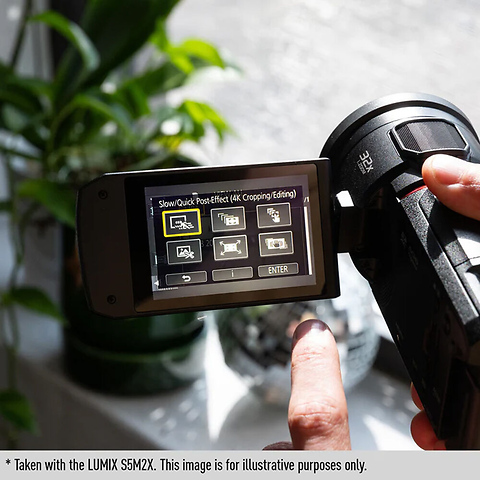 HC-VX3 UHD 4K Camcorder Image 6