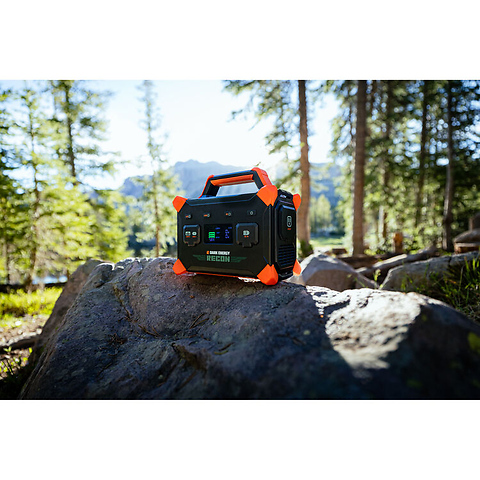 Recon 300 Solar Generator (270Wh, 300W) Image 11