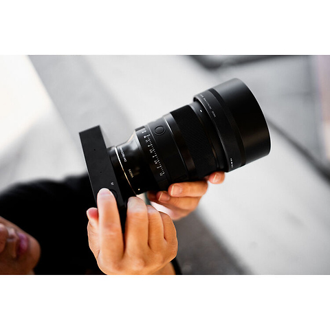 85mm f/1.2 DG Art Lens for Leica L Image 7