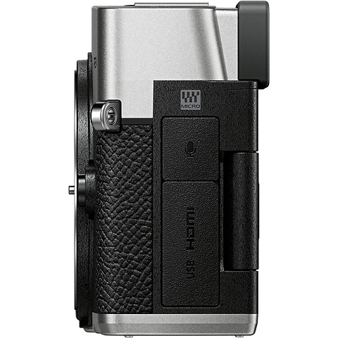 PEN Mirrorless Camera (Silver) Image 3