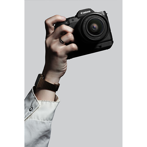 EG-E2 Extension Battery Grip Image 2