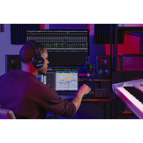 MDR-M1 Closed-Back Over-Ear Reference Monitor Headphones Image 9