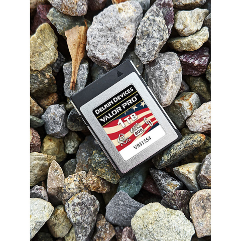 1TB Valor PRO CFexpress 4.0 Type B Memory Card Image 6