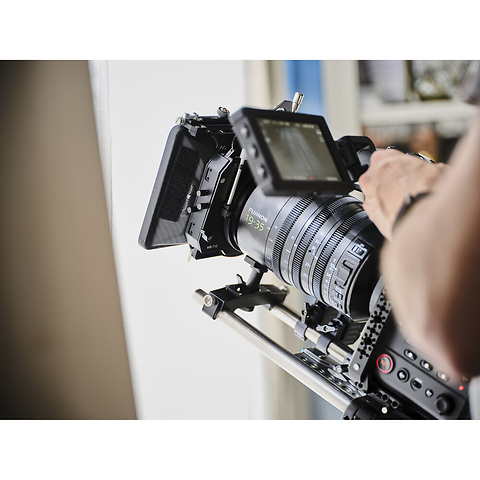 GF 19-35mm T3.5 PZ OIS WR Lens Image 4