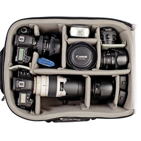 Airport International Rolling Camera Case Image 1